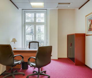Bureau privé 12 m² 3 postes Coworking Boulevard Haussmann Paris 75009 - photo 1